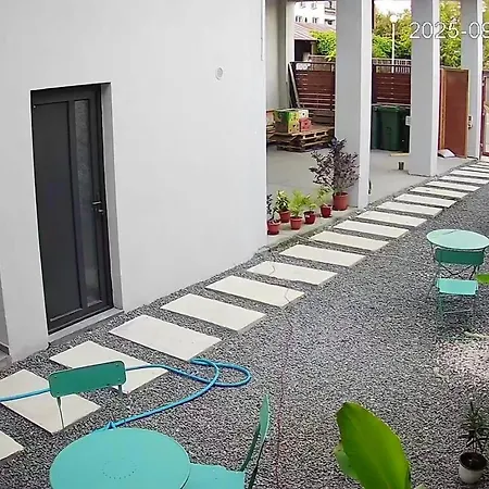 Zoon On Guest house *